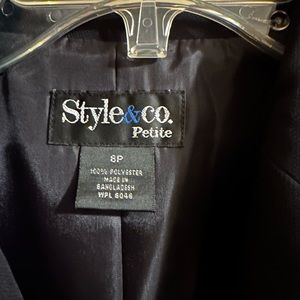 Black blazer s button size 8 petite